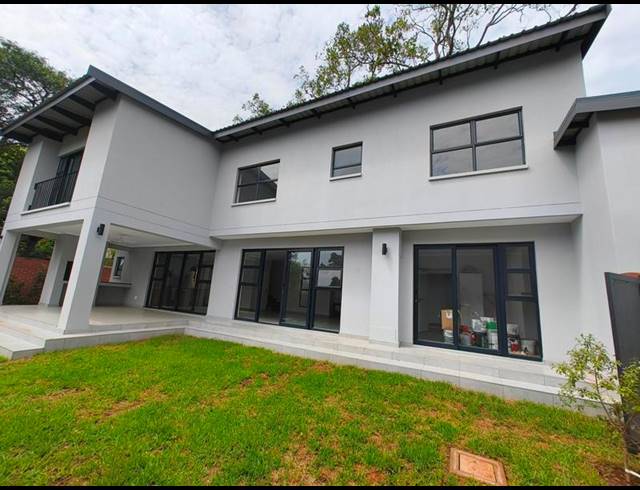 3 BEDROOM PROPERTY TO RENT IN MENLO PARK